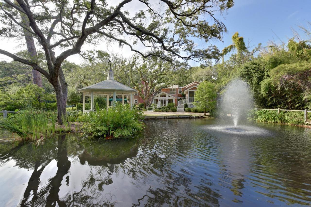 The Grey Owl Inn St. Simons Island Bagian luar foto